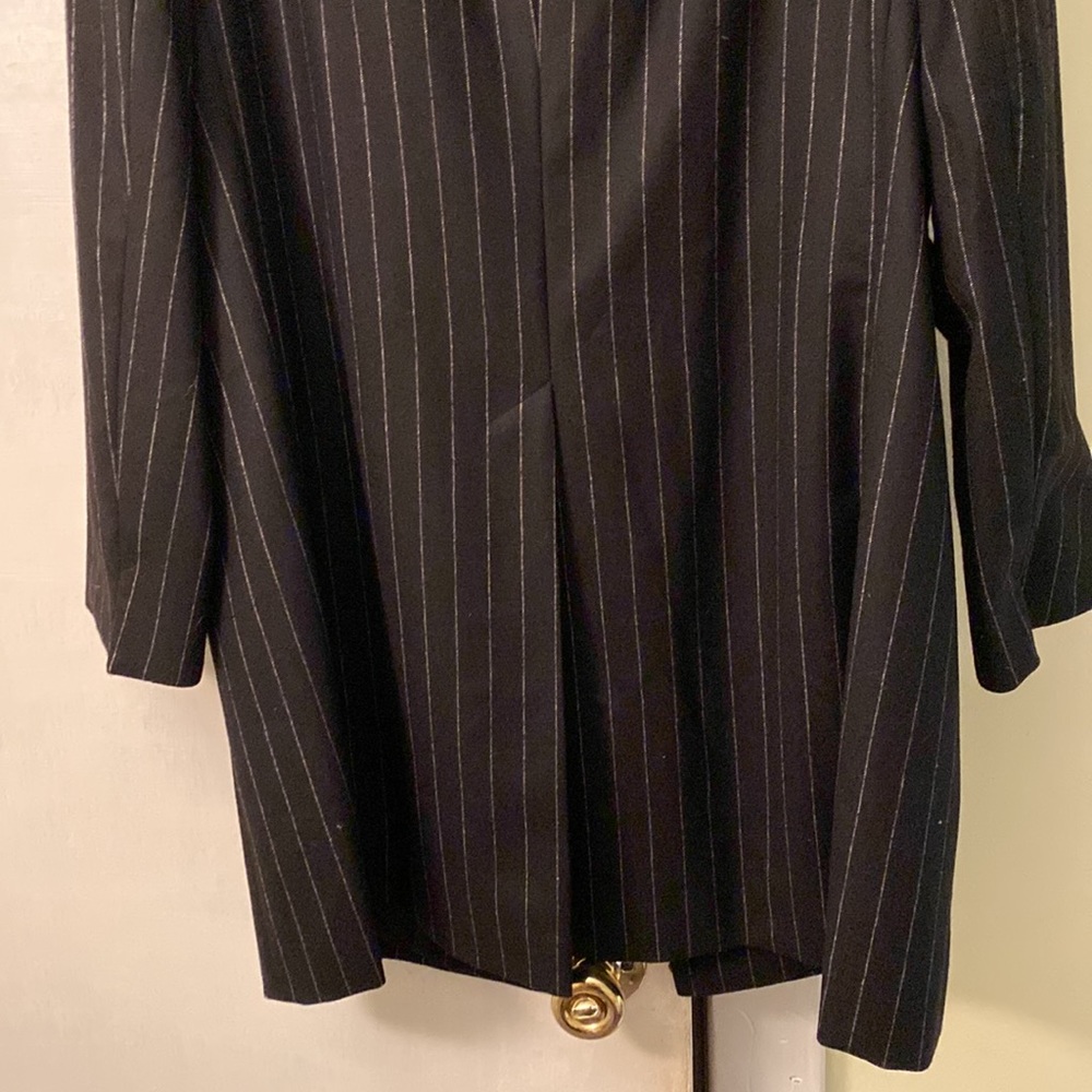 Akris Punto Gorgeous Black White Pinstripe Long Lined Jacket New With Tags - Picture 8 of 11